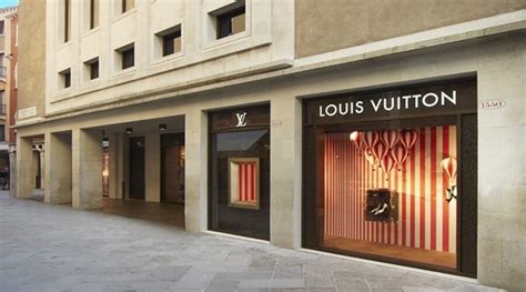 louis vuitton venezia cerca personale|Louis Vuitton Venezia Store in Venezia, Italia .